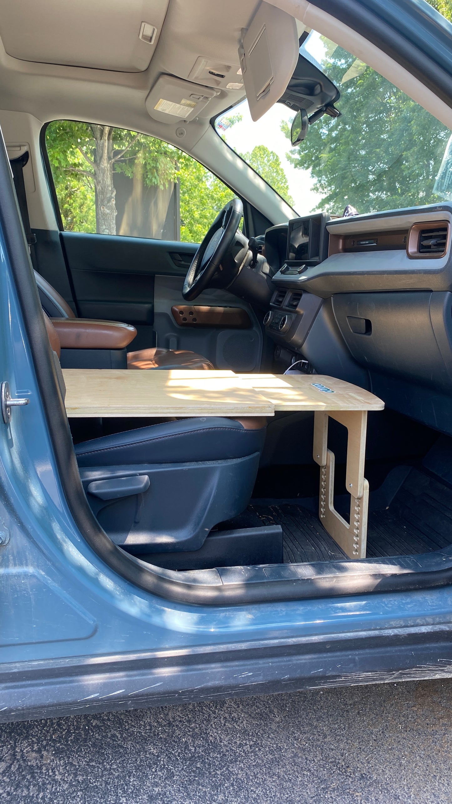 platform for your dog to sleep in the front seat